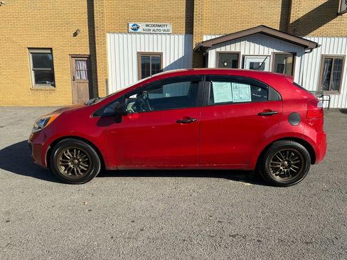 Used 2013 Kia Rio LX w/ PWR Pkg image 2