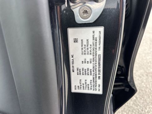 Used 2024 Tesla Model 3 Long Range image 32