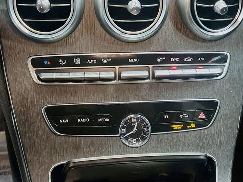 Used 2019 Mercedes-Benz C 300 4MATIC Sedan image 16