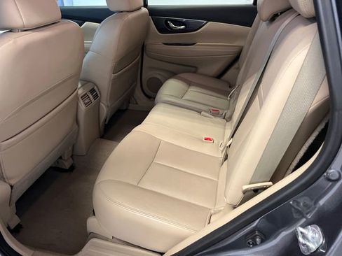 Used 2014 Nissan Rogue SL w/ SL Premium Package FWD image 17