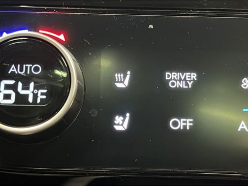 Used 2025 Hyundai Tucson Limited AWD/4WD image 27