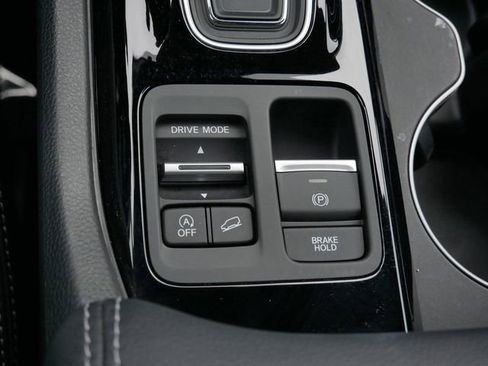 Used 2025 Honda Pilot EX-L image 25