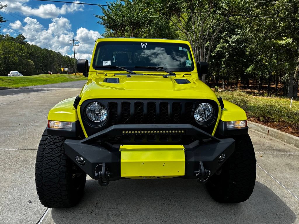 Used 2023 Jeep Gladiator Sport AWD/4WD image 2