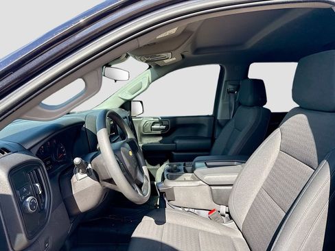 Used 2023 Chevrolet Silverado 1500 Custom image 10