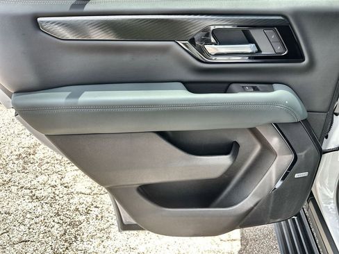 New 2026 GMC Yukon AT4 w/ AT4 Premium Plus Package AWD/4WD image 15