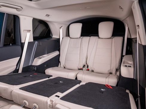 New 2026 Mercedes-Benz GLS 580 4MATIC image 31