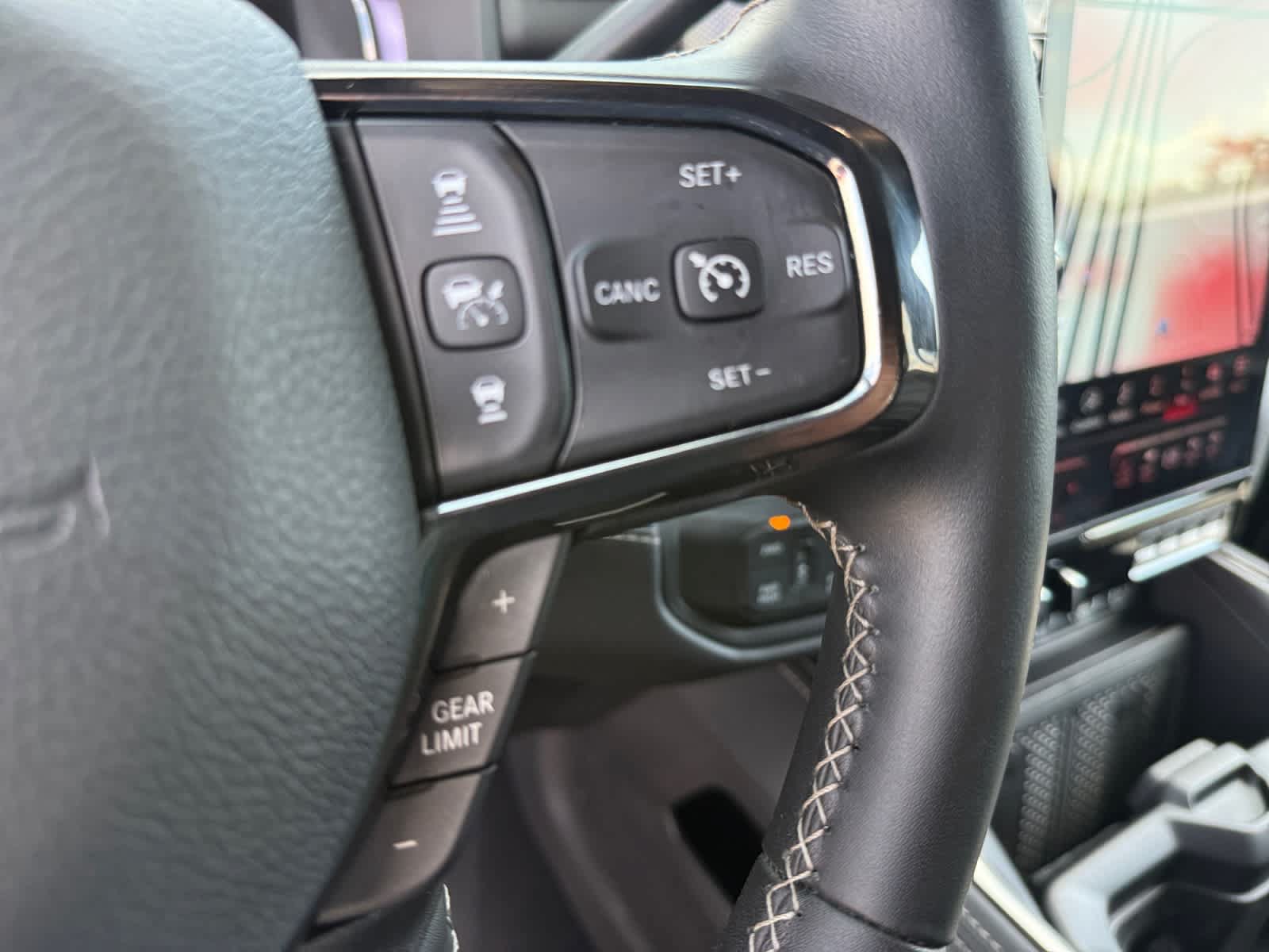 Used 2026 RAM 2500 Limited AWD/4WD image 23