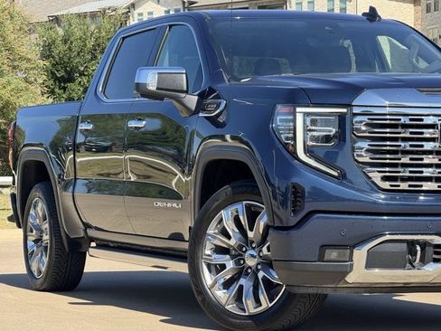 Used 2023 GMC Sierra 1500 Denali w/ Denali Reserve Package AWD/4WD image 3