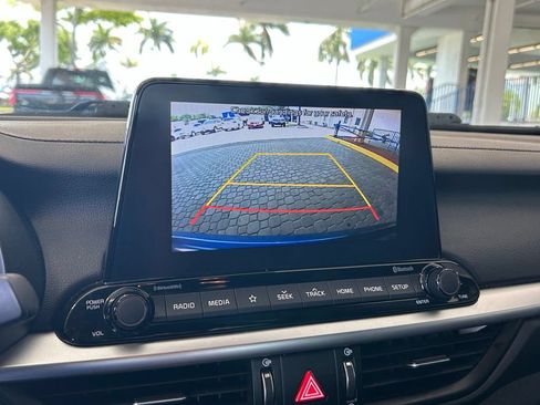 Used 2021 Kia Forte GT FWD image 12