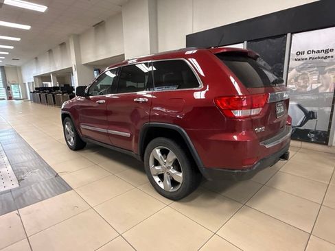 Used 2013 Jeep Grand Cherokee Limited w/ Trailer Tow Group AWD/4WD image 5