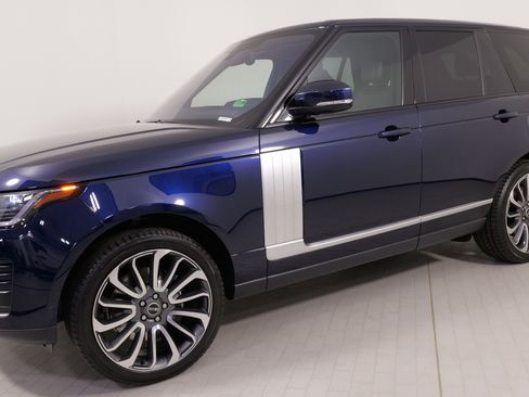 Used 2022 Land Rover Range Rover P525 Westminster Edition image 1