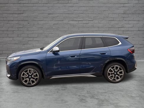 Used 2024 BMW X1 xDrive28i w/ Technology Package AWD/4WD image 3