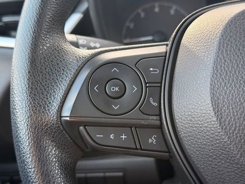 Used 2023 Toyota Corolla LE image 26