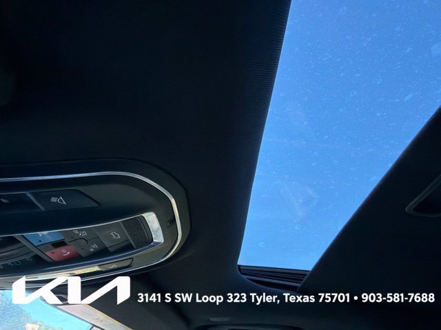 Used 2023 Jeep Grand Cherokee L Laredo AWD/4WD image 22