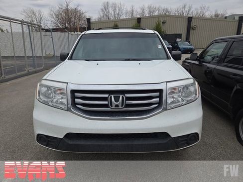 Used 2014 Honda Pilot LX image 2
