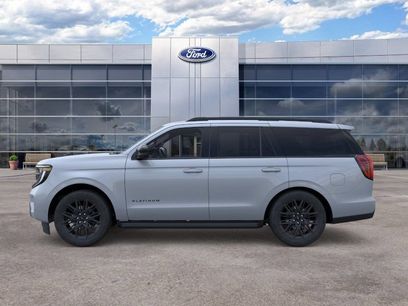 New 2026 Ford Expedition Platinum w/ Stealth Appearance Package