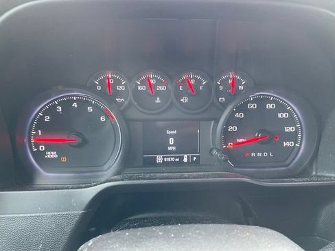 Used 2019 Chevrolet Silverado 1500 Custom Trail Boss AWD/4WD image 16
