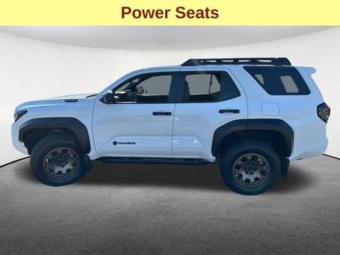 Certified 2025 Toyota 4Runner Trailhunter AWD/4WD image 7