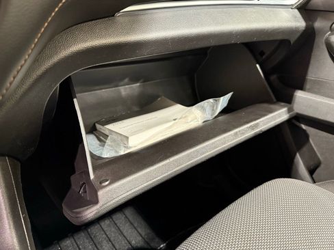 Used 2018 Chevrolet Traverse LS image 29