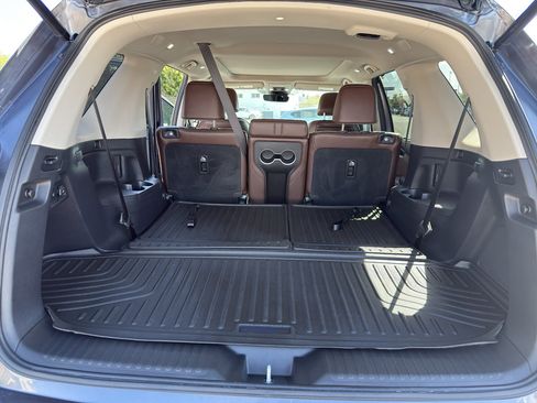 Used 2025 Honda Pilot Elite image 30