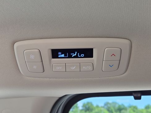 Used 2024 Kia Carnival SX Prestige FWD image 13