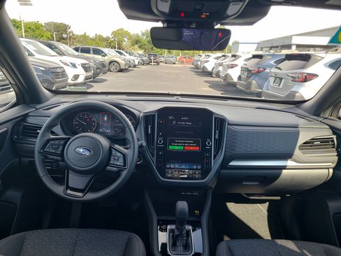 Certified 2025 Subaru Forester Premium AWD/4WD image 15