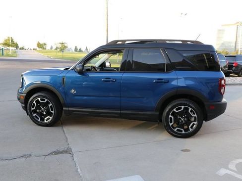 Used 2024 Ford Bronco Sport Outer Banks w/ Tech Package AWD/4WD image 4
