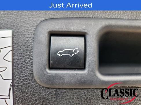 Used 2021 Toyota Highlander Platinum image 45