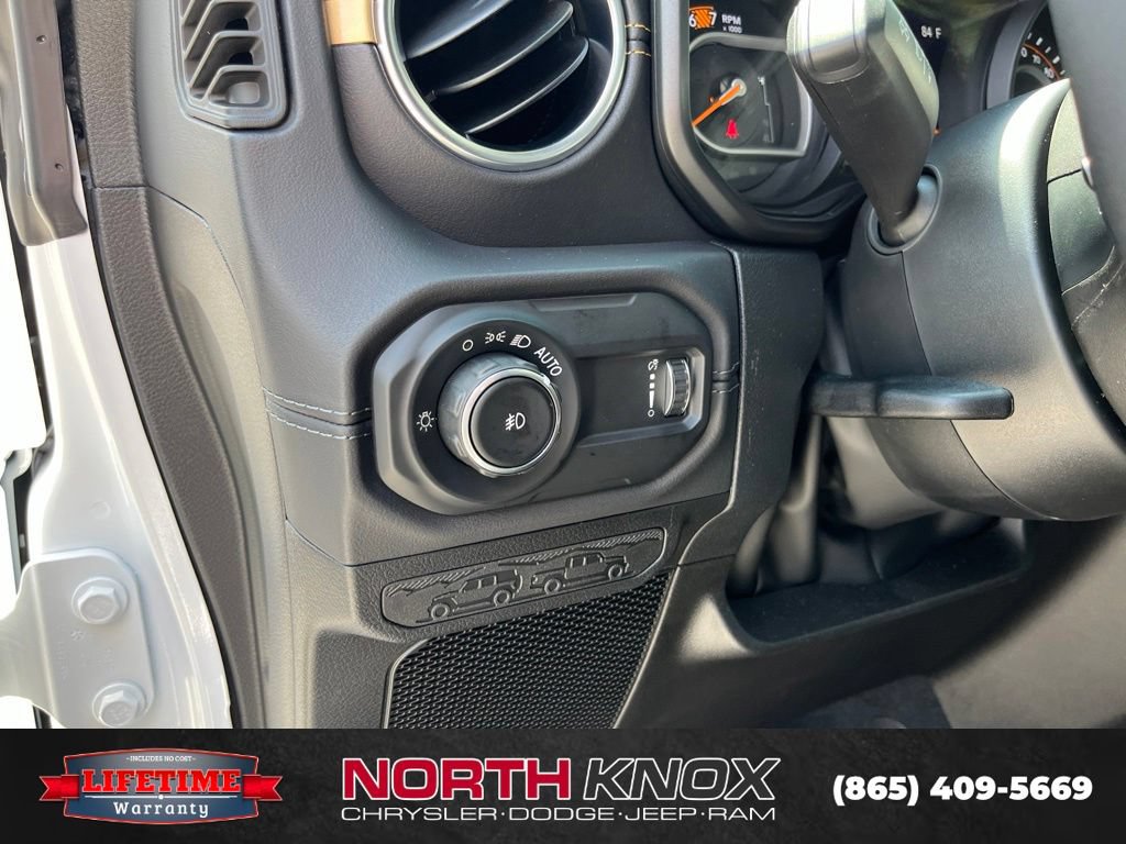 New 2027 Jeep Wrangler Unlimited Sahara AWD/4WD image 7