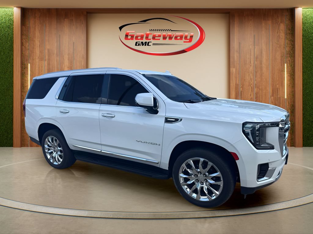 Used 2023 GMC Yukon SLT w/ SLT Luxury Package AWD/4WD image 32