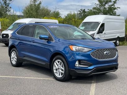 Used 2024 Ford Edge SEL w/ Convenience Package