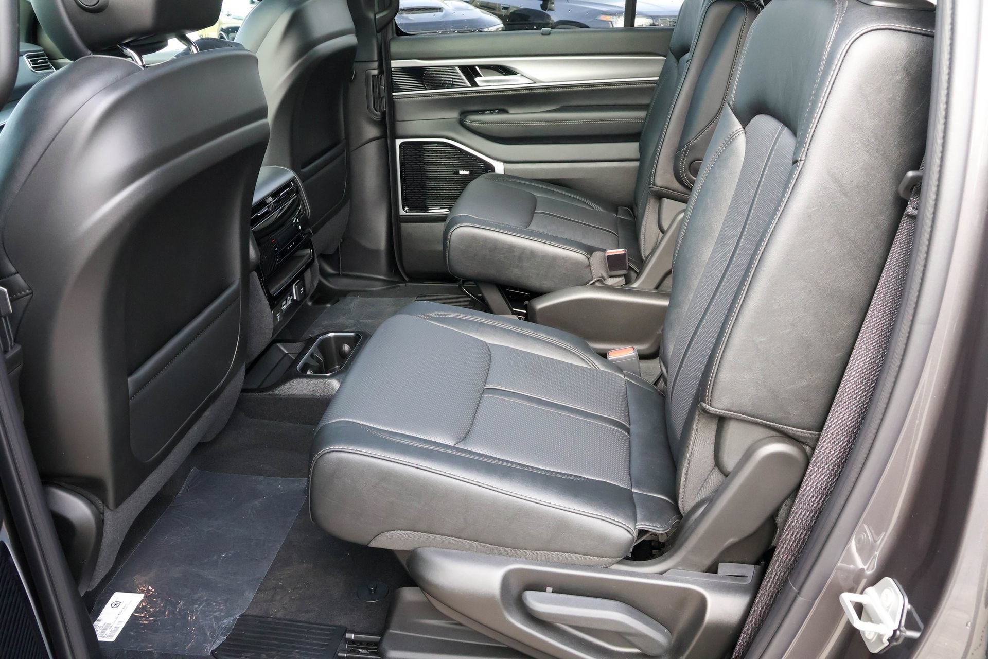 New 2026 Jeep Grand Wagoneer Limited AWD/4WD image 19