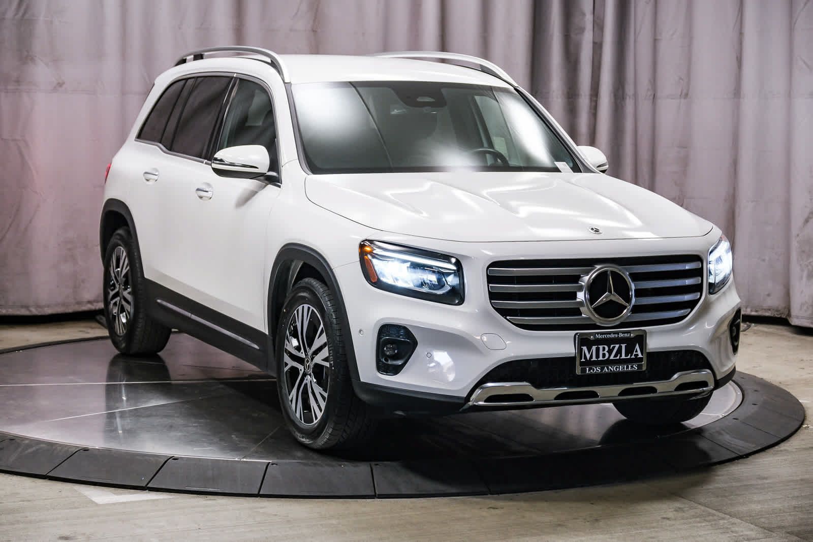 Used 2024 Mercedes-Benz GLB 250 image 5