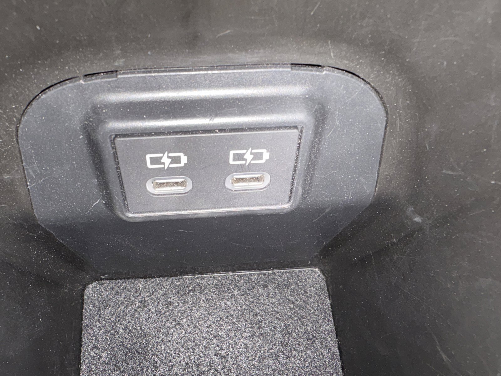 Used 2024 Toyota RAV4 LE AWD/4WD image 29