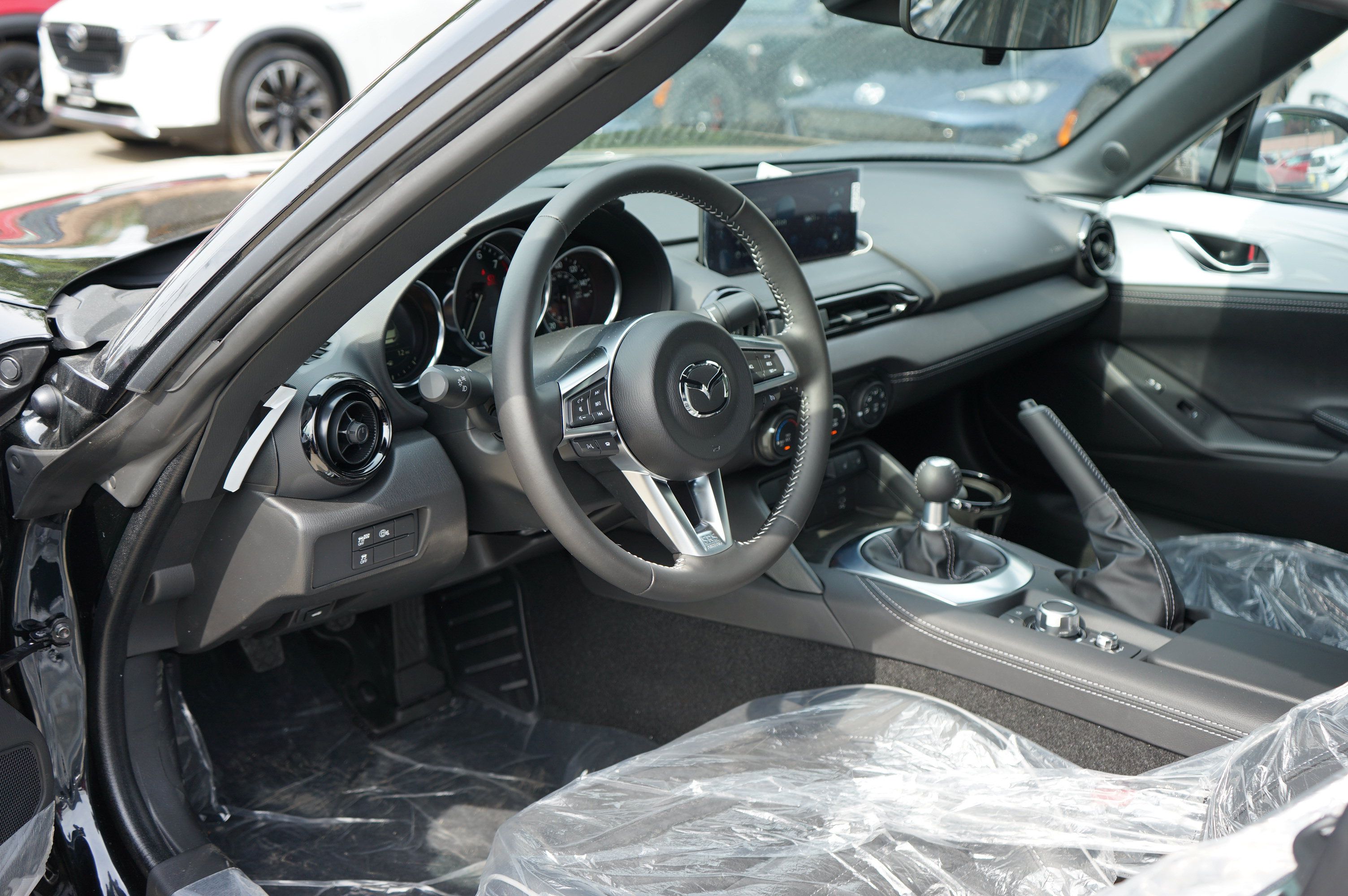 New 2026 MAZDA MX-5 Miata Club w/ Interior Package RWD image 12