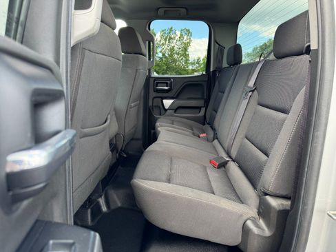 Used 2017 Chevrolet Silverado 1500 LT w/ LT Convenience Package AWD/4WD image 16