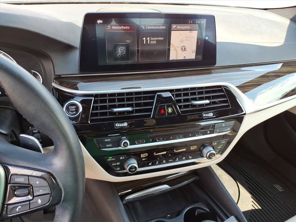 Used 2019 BMW 530i w/ Convenience Package RWD image 27