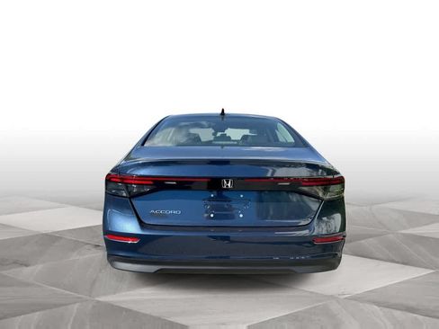 New 2025 Honda Accord SE image 7