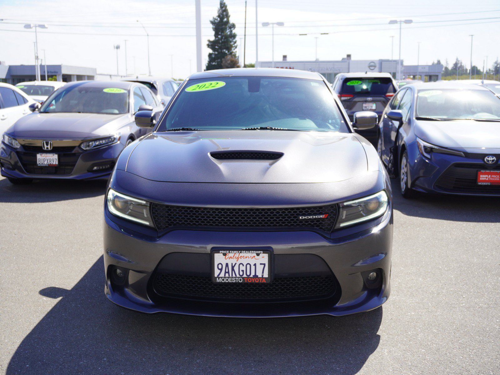 Used 2022 Dodge Charger R/T RWD image 4