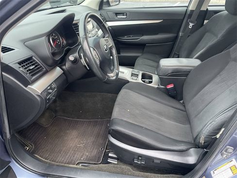 Used 2013 Subaru Legacy 2.5i Premium w/ All-Weather Pkg image 9