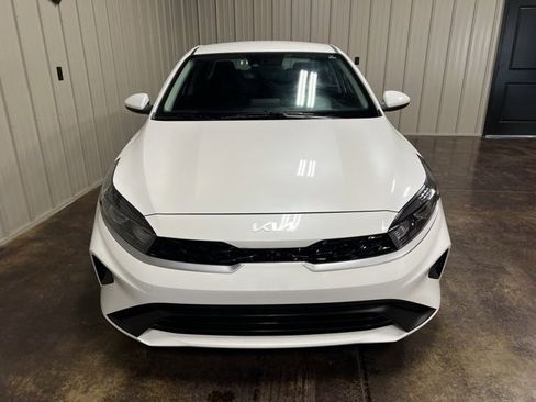 Used 2024 Kia Forte LXS image 2