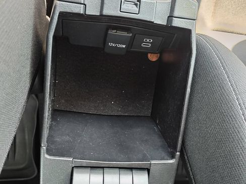 Used 2023 Toyota Corolla LE FWD image 24