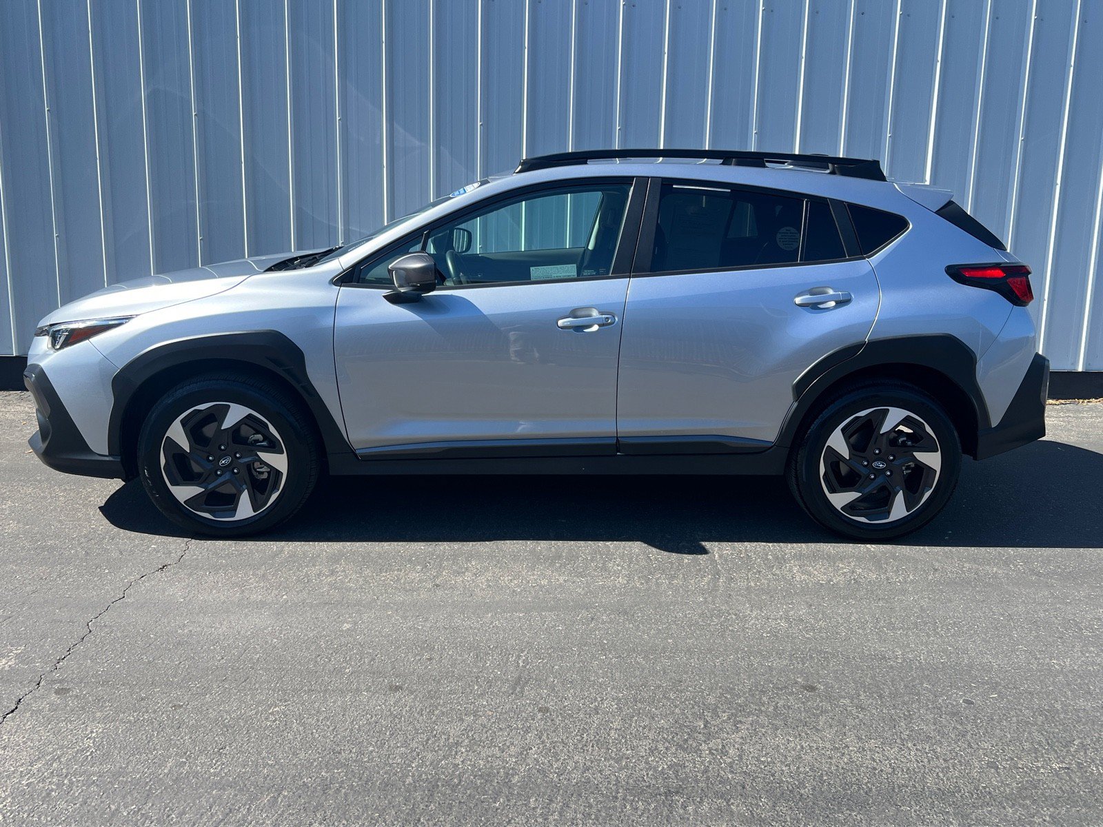 Certified 2025 Subaru Crosstrek 2.5i Limited w/ Crosstrek Mirror Package AWD/4WD image 3