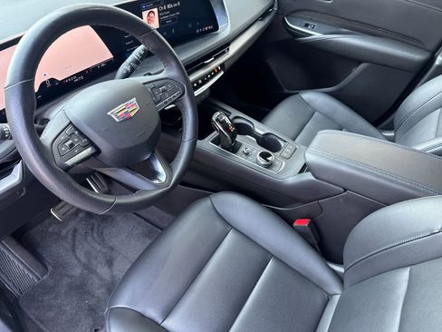Used 2025 Cadillac XT4 Sport AWD/4WD image 11