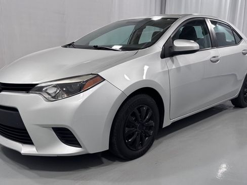 Used 2015 Toyota Corolla L FWD image 1