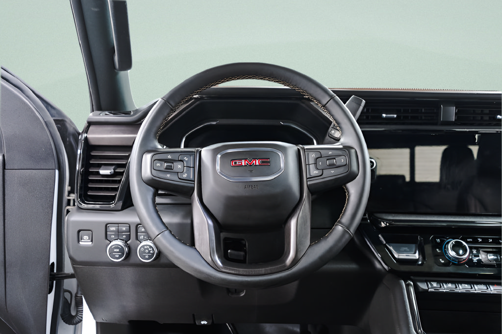 Used 2024 GMC Sierra 2500 AT4 w/ AT4 Premium Plus Package AWD/4WD image 9