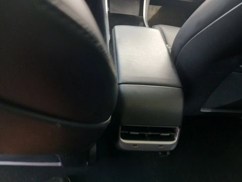Used 2018 Tesla Model 3 Long Range AWD/4WD image 27