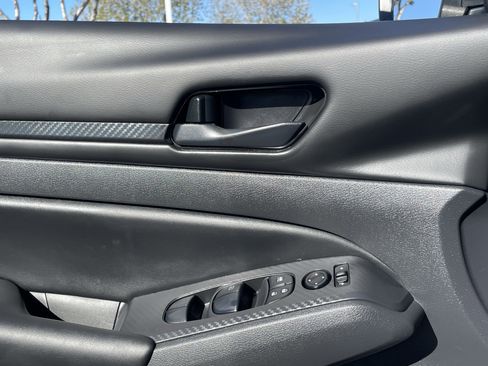 Used 2024 Nissan Altima 2.5 S image 20