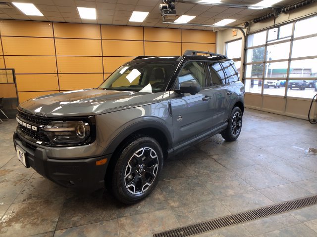 New 2026 Ford Bronco Sport Outer Banks w/ Outer Banks Tech Package+ AWD/4WD image 3