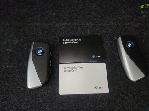 Used 2026 BMW i5 eDrive40 w/ M Sport Package RWD image 99